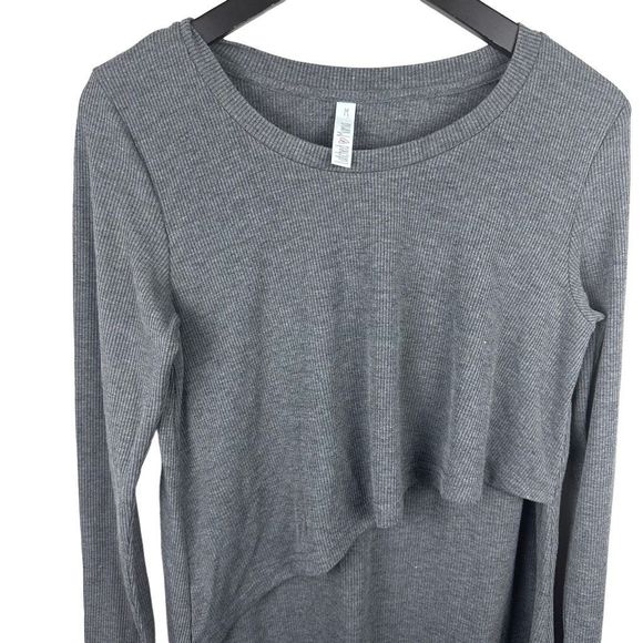 Latched Mama long sleeve nursing tunic size M - Picture 2 of 5